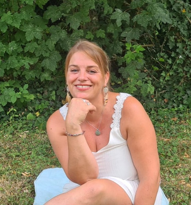 Portrait de Delphine Guyet en pleine nature