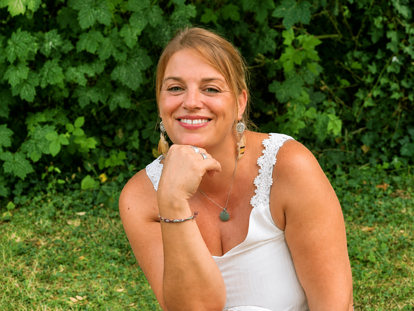 Portrait de Delphine Guyet en pleine nature